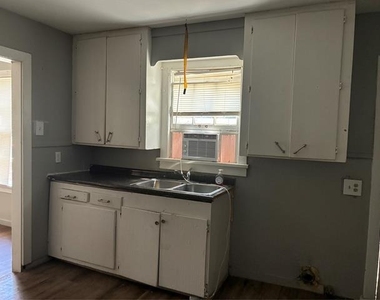 223 W 69th Street - Photo Thumbnail 3