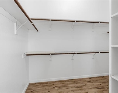 4114 Lee Hutson Drive - Photo Thumbnail 24
