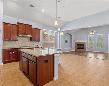 4114 Lee Hutson Drive - Photo Thumbnail 8