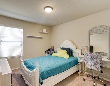 1212 Roman Drive - Photo Thumbnail 15