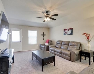 1212 Roman Drive - Photo Thumbnail 7