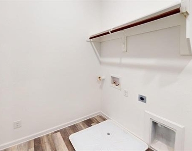 285 Buck Ridge Drive - Photo Thumbnail 19