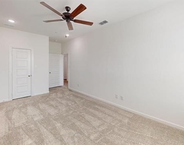 285 Buck Ridge Drive - Photo Thumbnail 15