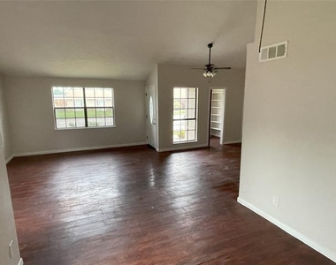 4113 Pepperbush Drive - Photo Thumbnail 3