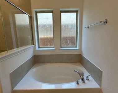 1448 Sun Garden Way - Photo Thumbnail 11
