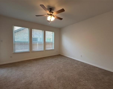 1448 Sun Garden Way - Photo Thumbnail 15