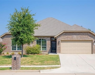 637 Peach Lane - Photo Thumbnail 1