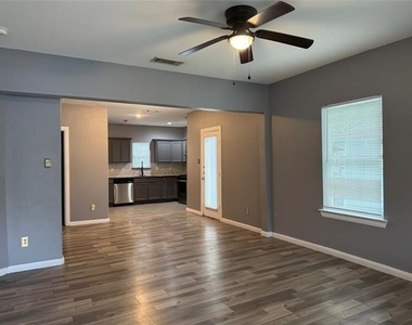 7315 Toland Street - Photo Thumbnail 2