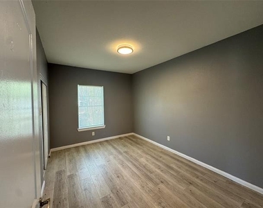 7315 Toland Street - Photo Thumbnail 11