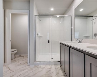 4601 Avion Drive - Photo Thumbnail 12