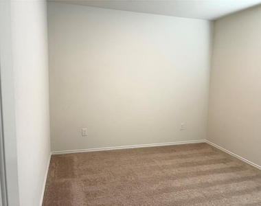 409 Buckeye Avenue - Photo Thumbnail 18