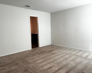 409 Buckeye Avenue - Photo Thumbnail 20