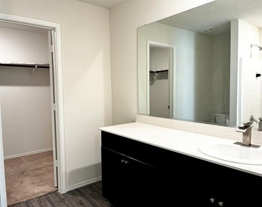 409 Buckeye Avenue - Photo Thumbnail 15