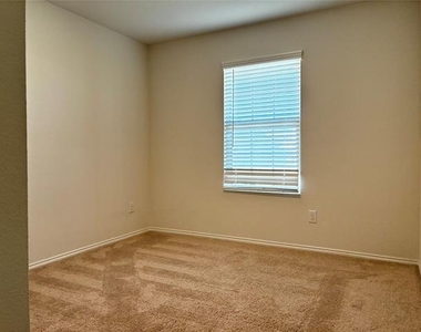 409 Buckeye Avenue - Photo Thumbnail 19