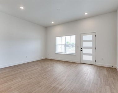 820 W Mcleroy Boulevard - Photo Thumbnail 21