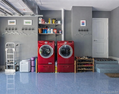 5701 Sw 136th Street - Photo Thumbnail 2