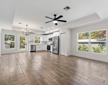 3003 Se Fairmont Street - Photo Thumbnail 8