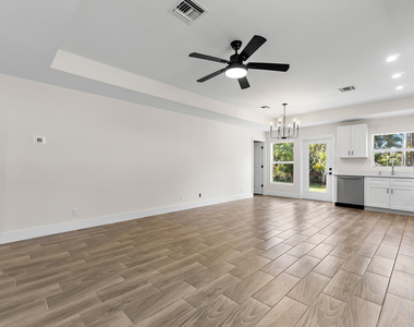 3003 Se Fairmont Street - Photo Thumbnail 7