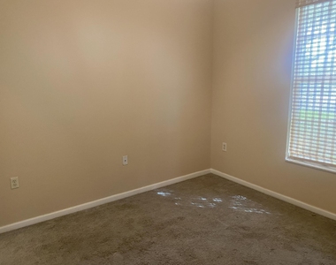 906 Mariner Bay Boulevard - Photo Thumbnail 27