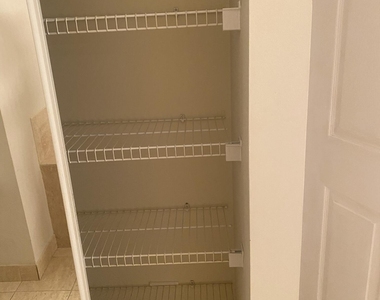 906 Mariner Bay Boulevard - Photo Thumbnail 23