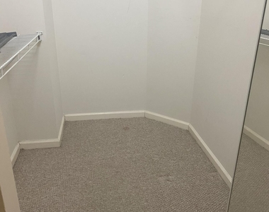 906 Mariner Bay Boulevard - Photo Thumbnail 15