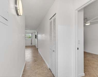 600 Sw 2nd Avenue - Photo Thumbnail 16