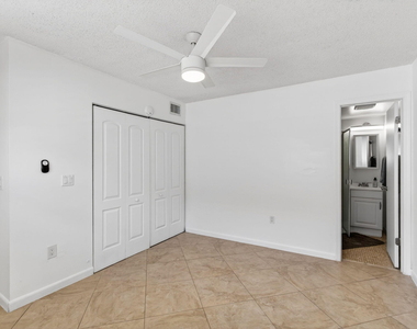 600 Sw 2nd Avenue - Photo Thumbnail 44
