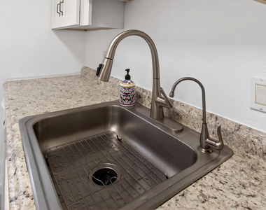 600 Sw 2nd Avenue - Photo Thumbnail 42