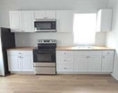 257 Sw 12th Street - Photo Thumbnail 3