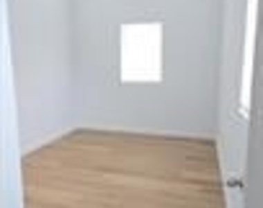 257 Sw 12th Street - Photo Thumbnail 7