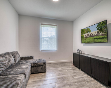 1463 Heron Nook Road - Photo Thumbnail 24