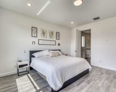 1463 Heron Nook Road - Photo Thumbnail 14