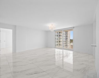 137 Golden Isles Drive - Photo Thumbnail 5