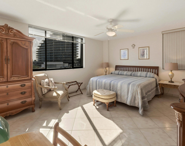 2300 Ne 33rd Avenue - Photo Thumbnail 11