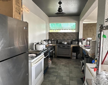 3401 Sand Road - Photo Thumbnail 15