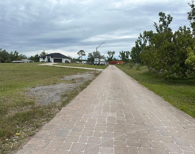 3401 Sand Road - Photo Thumbnail 2