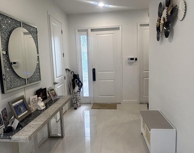 4834 Sand Dollar Drive - Photo Thumbnail 2