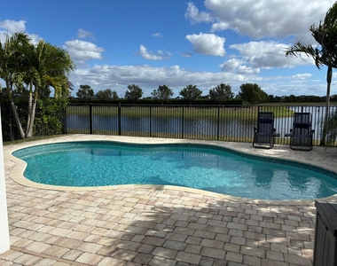 4834 Sand Dollar Drive - Photo Thumbnail 10