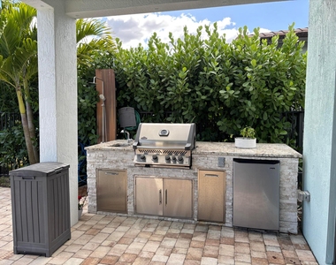 4834 Sand Dollar Drive - Photo Thumbnail 12