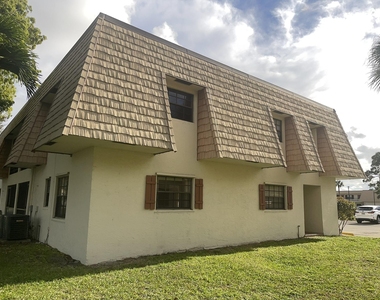 4185 Oak Terrace Drive - Photo Thumbnail 16