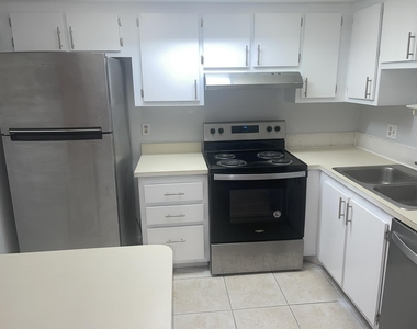 4185 Oak Terrace Drive - Photo Thumbnail 1
