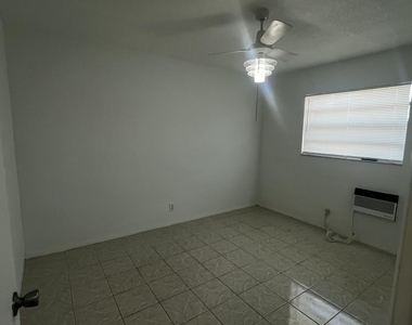 13 Ne 2nd Avenue - Photo Thumbnail 8