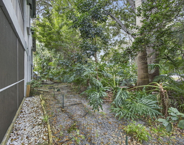 9746 Nickels Boulevard - Photo Thumbnail 16