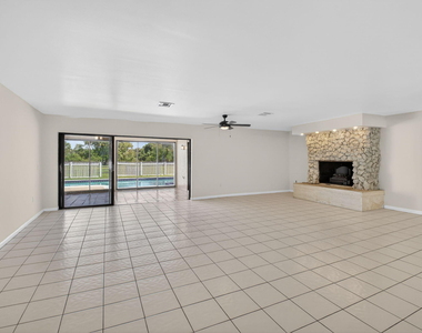 10157 La Reina Road - Photo Thumbnail 9