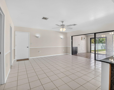 10157 La Reina Road - Photo Thumbnail 24