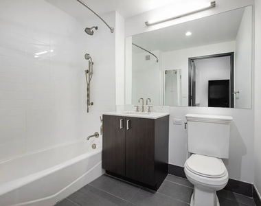 West 60  St  - Photo Thumbnail 5