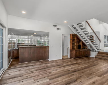 327 Bethany Street - Photo Thumbnail 18