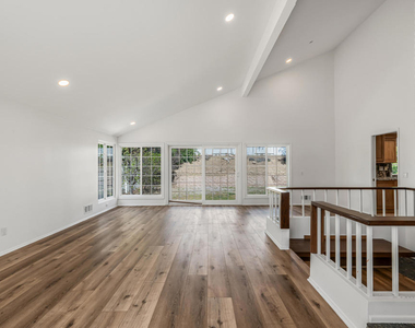 327 Bethany Street - Photo Thumbnail 5