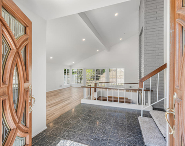 327 Bethany Street - Photo Thumbnail 4