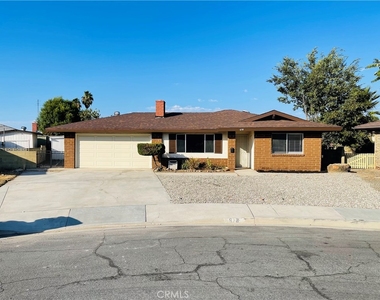 678 Monterey Place - Photo Thumbnail 1